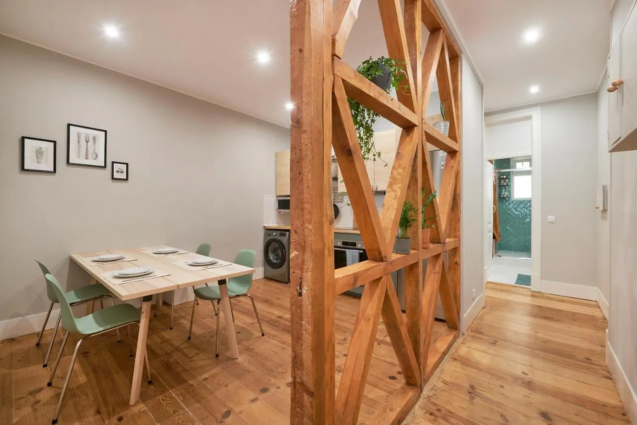 Design Apartment For Big Groups 4Bed/3Bath 리스본