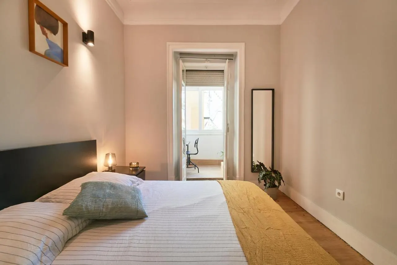 Design Apartment For Big Groups 4Bed/3Bath Lisboa 0*,  البرتغال