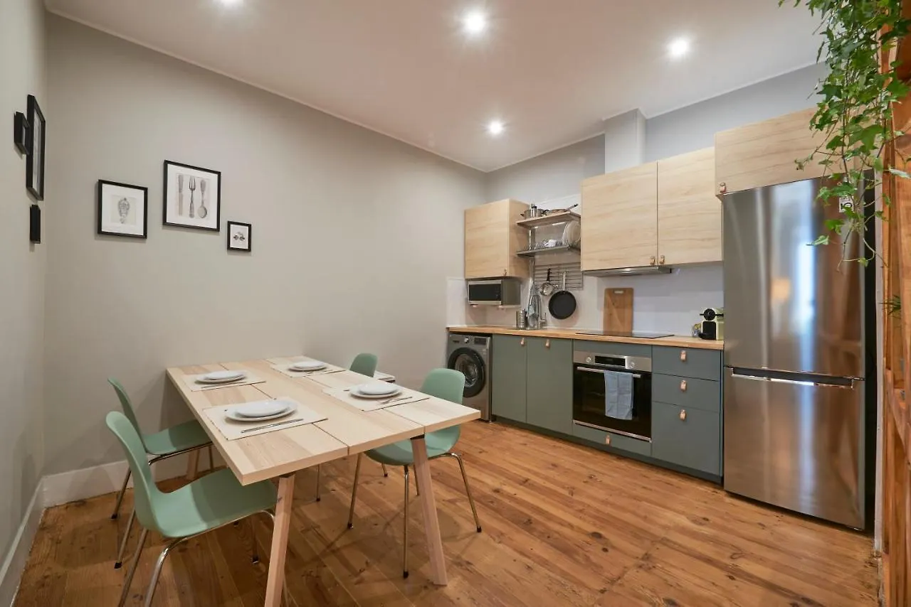 Design Apartment For Big Groups 4Bed/3Bath Lisboa
