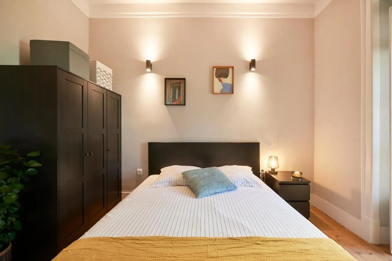 Design Apartment For Big Groups 4Bed/3Bath Lisbon